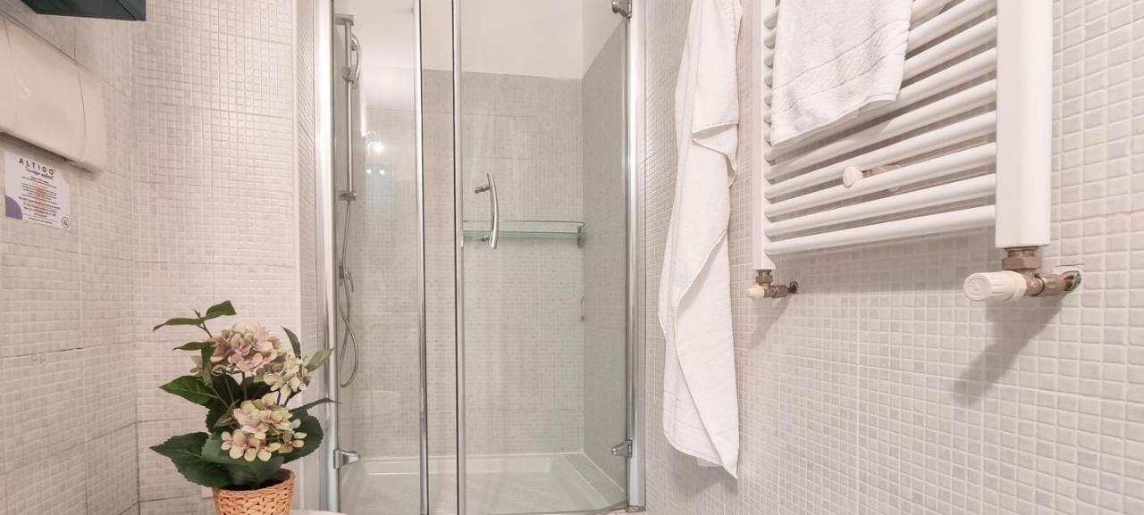 Appartamento Altido Trendy 1-Bed Flat, Easy Access To Centre Milano Esterno foto