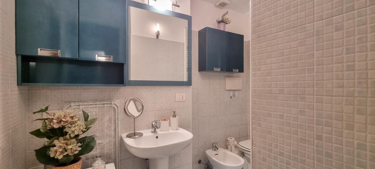 Appartamento Altido Trendy 1-Bed Flat, Easy Access To Centre Milano Esterno foto