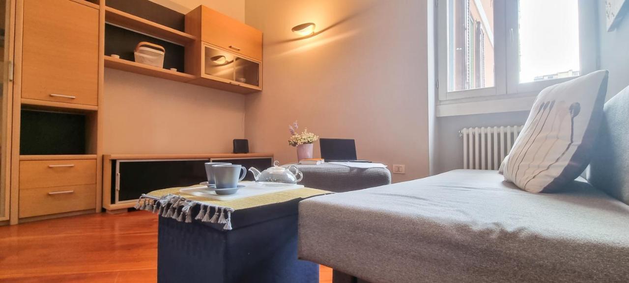 Appartamento Altido Trendy 1-Bed Flat, Easy Access To Centre Milano Esterno foto