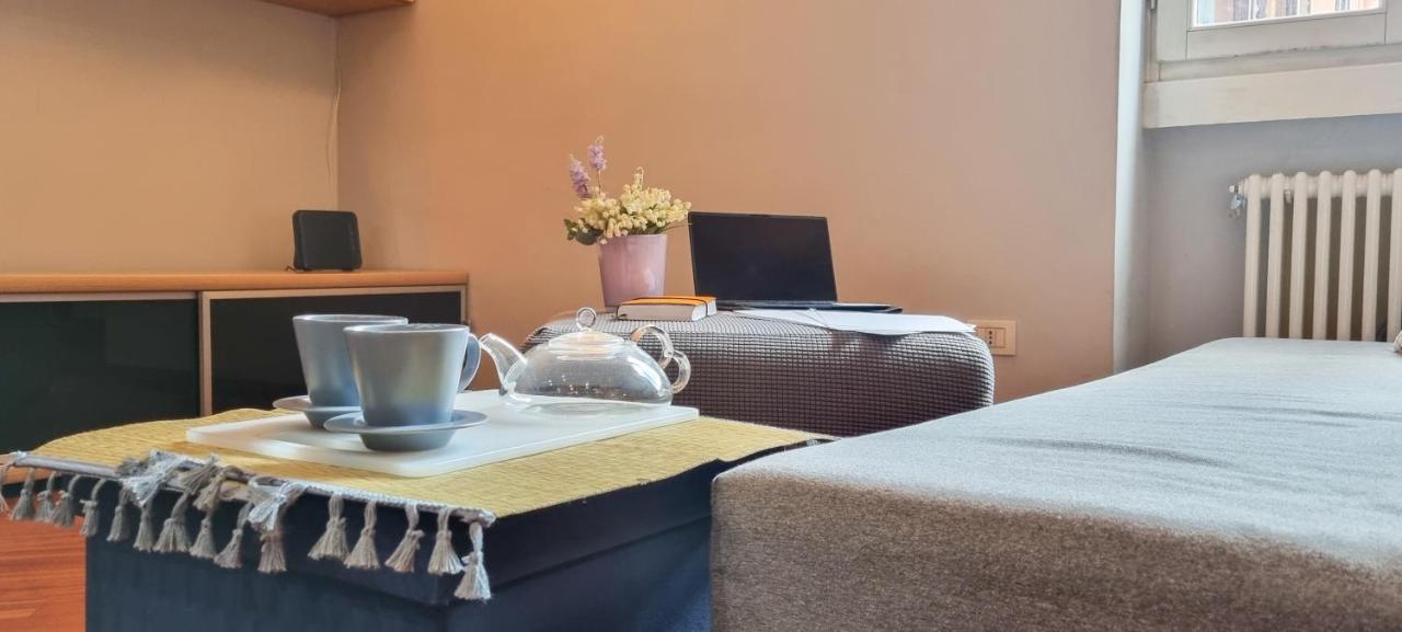 Appartamento Altido Trendy 1-Bed Flat, Easy Access To Centre Milano Esterno foto