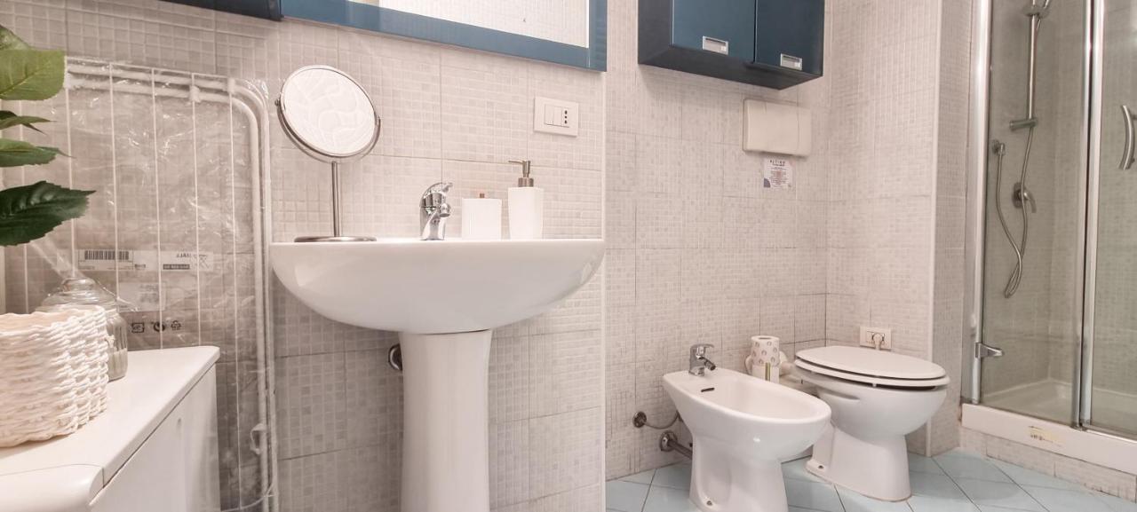 Appartamento Altido Trendy 1-Bed Flat, Easy Access To Centre Milano Esterno foto